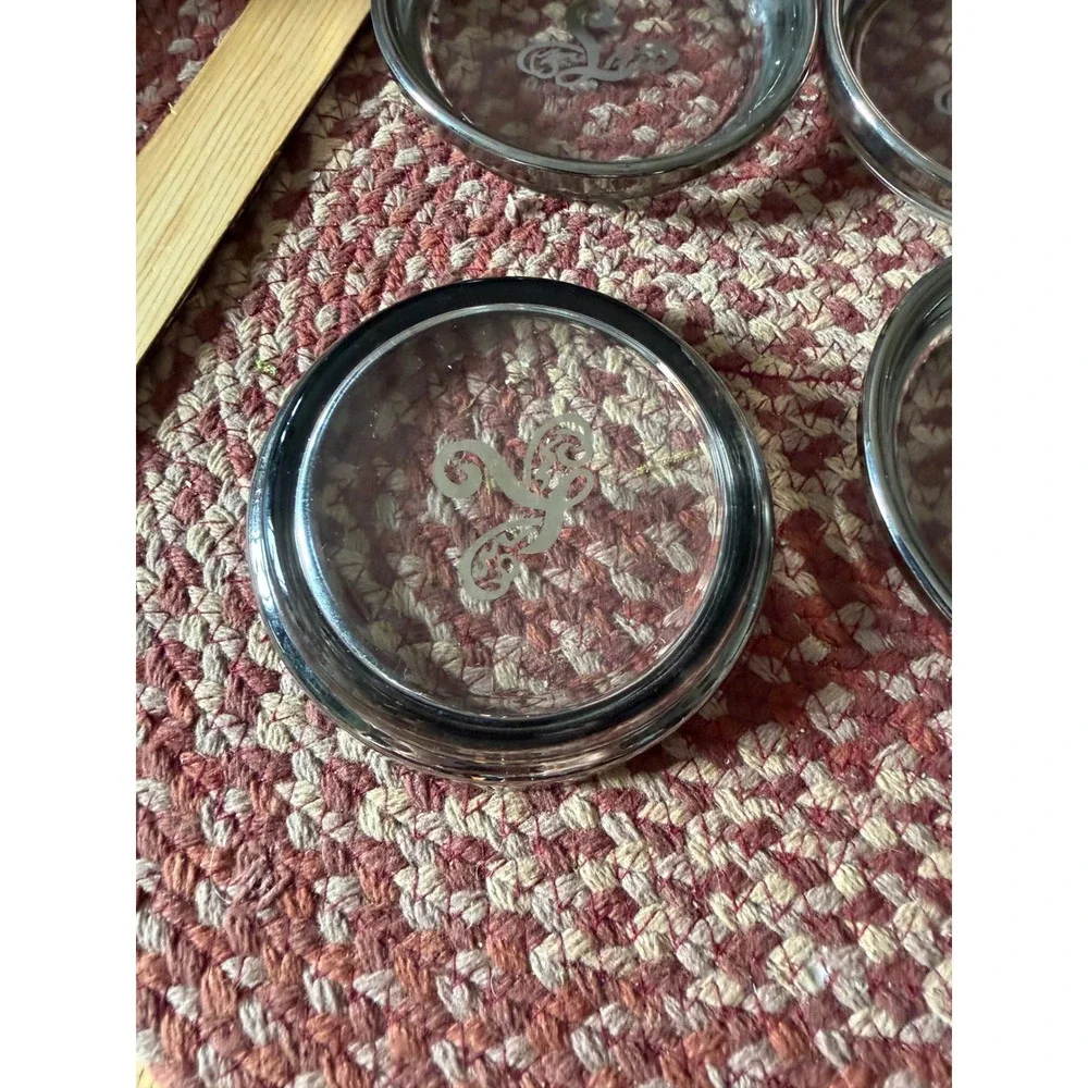 Glass Coasters Unisex OS Silver Vintage‎ Metal Rim Set of 7 Letter 
